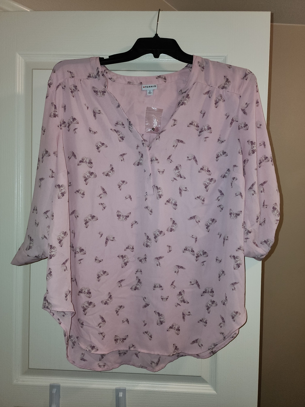 torrid Pink Butterfly Print Split-Neck Harper Georgette Pullover Blouse